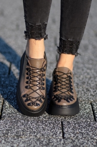 Ciemnobeżowe Sneakersy Damskie LURSO model ALICE TAUPE skóra naturalna