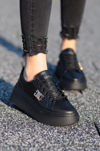 Sneakers LURSO z linii AUDREY model AGNES BLACK