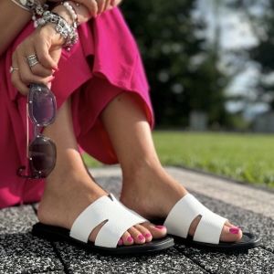 Klapek LURSO z linii RIETI model VITERBO WHITE