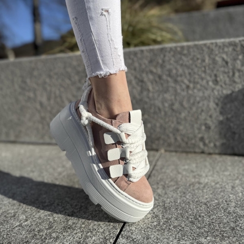 Jasnorozowe-Sneakersy-Damskie-na-podwyzszonej-podeszwie-LURSO-model-TRANI-LIGHT-PINK-skora-naturalna