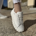 Biale-Sneakersy-Damskie-LURSO-z-linii-CHLOE-model-CAROLINE-WHITE-skora-naturalna (7).jpg