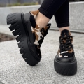 Sneakersy-Damskie-w-laty-na-platformie-RIPOSTO-BLACK-COGNAC-skora-naturalna (15).jpg
