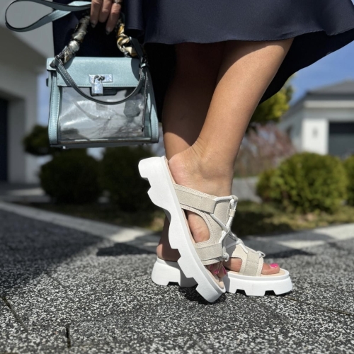 Bezowe-Klapki-Damskie-LURSO-na-grubej-podeszwie-model-SORISO-BEIGE-skora-naturalna (1).jpg