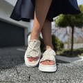 Bezowe-Klapki-Damskie-LURSO-na-grubej-podeszwie-model-SORISO-BEIGE-skora-naturalna (7).jpg
