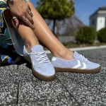 Lawendowe minimalistyczne Trampki Damskie LURSO model LARI LIGHT PURPLE skóra naturalna