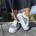 Blekitne-azurowe-Sneakersy-Damskie-na-platformie-TURATE-BLUE-skora-naturalna (11).jpg