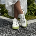 Biale-Trampki-Damskie-na-zielonej-podeszwie-LURSO-model-DESIREE-WHITE-GREEN-skora-naturalna (10).jpeg