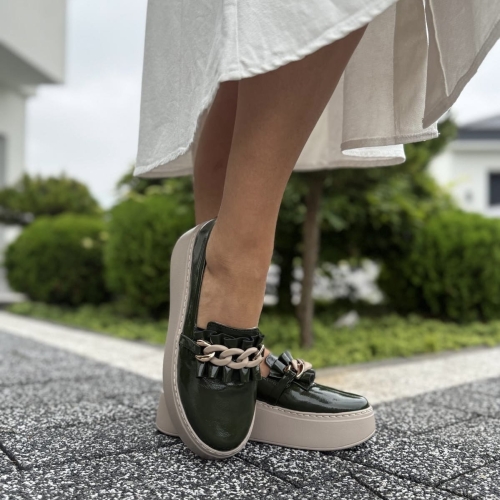 Zielone-Slipony-Damskie-z-ozdoba-LURSO-na-podwyzszonej-podeszwie-model-COMO-GREEN-skora-naturalna (1).jpg