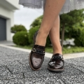 Brazowe-lakierowe-Mokasyny-Damskie-z-ozdobnym-lancuszkiem-LURSO-model-SUPINO-BROWN-skora-naturalna (3).jpg