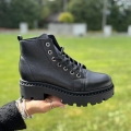 Czarne-Traperki-Damskie-LURSO-model-KIENS-BLACK-skora-naturalna (4).jpeg