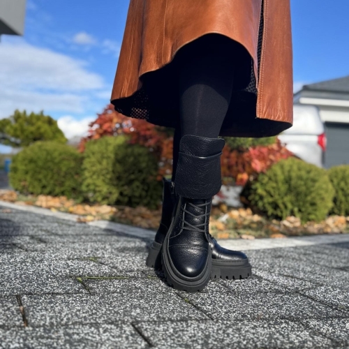 Czarne-Botki-Damskie-na-podwyzszonej-podeszwie-LURSO-model-ANGELE-BLACK-skora-naturalna (2).jpeg