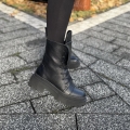 Czarne-Botki-Damskie-na-podwyzszonej-podeszwie-LURSO-model-ANGELE-BLACK-skora-naturalna (12).jpeg