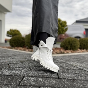 Białe Traperki Damskie LURSO z odwijanym kołnierzem model LUCIE WHITE skóra naturalna