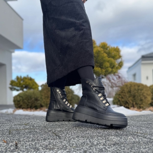 Czarne-Botki-Damskie-na-platformie-LURSO-model-BORGO-BLACK-skora-naturalna (17).jpeg