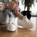 Biale-Sneakersy-Damskie-na-podwyzszonej-podeszwie-BORGIA-WHITE-skora-naturalna (29).jpeg