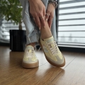 Sloneczno-zolte-Sneakersy-Damskie-z-paskami-LURSO-model-SEVERO-YELLOW-skora-naturalna (7).jpeg