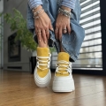 Bialo-musztardowe-Sneakersy-Damskie-z-ozdobnymi-oczkami-MARTINI-WHITE-MUSTARD-YELLOW-skora-naturalna (3).jpeg
