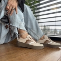 Bezowe-Sneakersy-Damskie-z-paskami-LURSO-model-SEVERO-BEIGE-skora-naturalna (10).jpeg