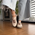 Bezowe-Sneakersy-Damskie-z-paskami-LURSO-model-SEVERO-BEIGE-skora-naturalna (16).jpeg