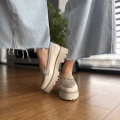 Bezowe-Mokasyny-Damskie-ze-zlota-ozdoba-LURSO-model-ADDA-BEIGE-skora-naturalna (15).jpeg