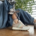 Bezowe-Sneakersy-Damskie-na-sportowej-podeszwie-LURSO-model-STABIA-BEIGE-skora-naturalna (13).jpeg