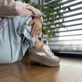 Bezowo-biale-Sneakersy-Damskie-na-platformie-CASTELLI-BEIGE-skora-naturalna (4).jpeg