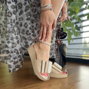 Beżowe Klapki Damskie LURSO model PIEVE BEIGE skóra naturalna