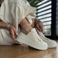 Jasnobezowe-perlowe-Sneakersy-Damskie-LURSO-model-ARLETTE-LIGHT-BEIGE-PEARL-skora-naturalna (10).jpeg