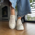 Jasnobezowe-perlowe-Sneakersy-Damskie-LURSO-model-ARLETTE-LIGHT-BEIGE-PEARL-skora-naturalna (18).jpeg