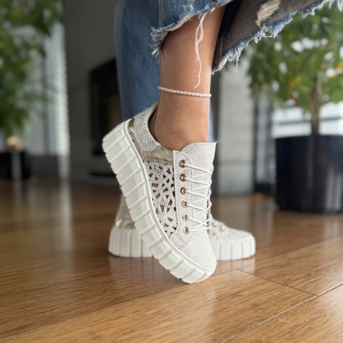 Bialo-zlote-azurowe-Sneakersy-Damskie-LURSO-model-CELIA-WHITE-GOLD-skora-naturalna (2).jpeg