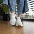 Biale-Sportowe-azurowe-Sneakersy-Damskie-LURSO-model-FANNA-WHITE-skora-naturalna (16).jpeg
