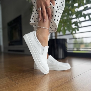 Białe Slipony Damskie na płaskiej podeszwi LURSO model GABRIELE WHITE skóra naturalna