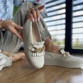 Bezowe-Slipony-Damskie-z-ozdoba-model-YVONNE-BEIGE-skora-naturalna (6).jpeg