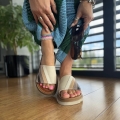 Bezowe-Klapki-Damskie-LURSO-model-ADERA-BEIGE-skora-naturalna (4).jpeg
