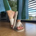 Bezowe-Klapki-Damskie-LURSO-model-ADERA-BEIGE-skora-naturalna (18).jpeg