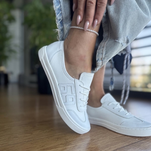 Biale-minimalistyczne-Trampki-Damskie-LURSO-model-ALGHERO-WHITE-skora-naturalna (1).jpeg