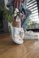Biale-Klapki-Damskie-LURSO-z-duża-kokarda-model-GIGLI-WHITE-skora-naturalna (8).jpeg