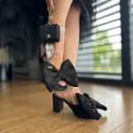 Czarne zamszowe eleganckie Klapki Damskie z dużą kokardą LURSO model SOPRA BLACK skóra naturalna