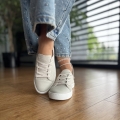 Bezowe-welurowe-minimalistyczne-Trampki-Damskie-LURSO-model-TIANA-LIGHT-BEIGE-skora-naturalna (17).jpeg