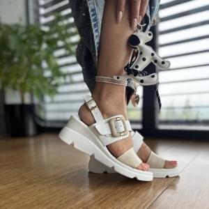 Białe Sandały Damskie LURSO z ozdobną klamerką model POLO WHITE skóra naturalna