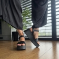 Czarne-Sandaly-Damskie-na-flatformie-LURSO-model-ARIA-BLACK-skora-naturalna (29).jpeg