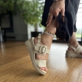 Bezowe-Sandaly-Damskie-LURSO-z-ozdobna-klamerka-model-POLO-BEIGE-skora-naturalna (1).jpeg