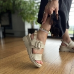 Beżowe Sandały Damskie LURSO z ozdobną klamerką model POLO BEIGE skóra naturalna