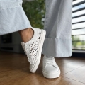 Biale-azurowe-Trampki-Damskie-LURSO-na-plaskiej-podeszwie-model-LILY-WHITE-skora-naturalna (27).jpeg