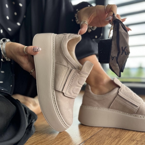 Bezowe-Sneakersy-Damskie-LURSO-model-AMELIE-BEIGE-skora-naturalna (4).jpeg
