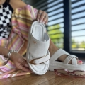 Biale-Klapki-Damskie-LURSO-na-platformie-model-TOLLE-WHITE-skora-naturalna (23).jpeg