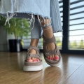 Ciemnobezowe-Sandaly-Damskie-LURSO-na-platformie-model-MARICO-TAUPE-skora-naturalna (4).jpeg