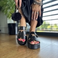 Czarne-Klapki-Damskie-LURSO-na-klinie-model-IRINA-BLACK-skora-naturalna (4).jpeg