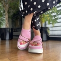 Rozowe-Klapki-Damskie-LURSO-na-platformie-model-TOLLE-PINK-skora-naturalna (33).jpeg