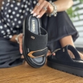 Czarne-Klapki-Damskie-LURSO-na-platformie-model-TOLLE-BLACK-skora-naturalna (11).jpeg